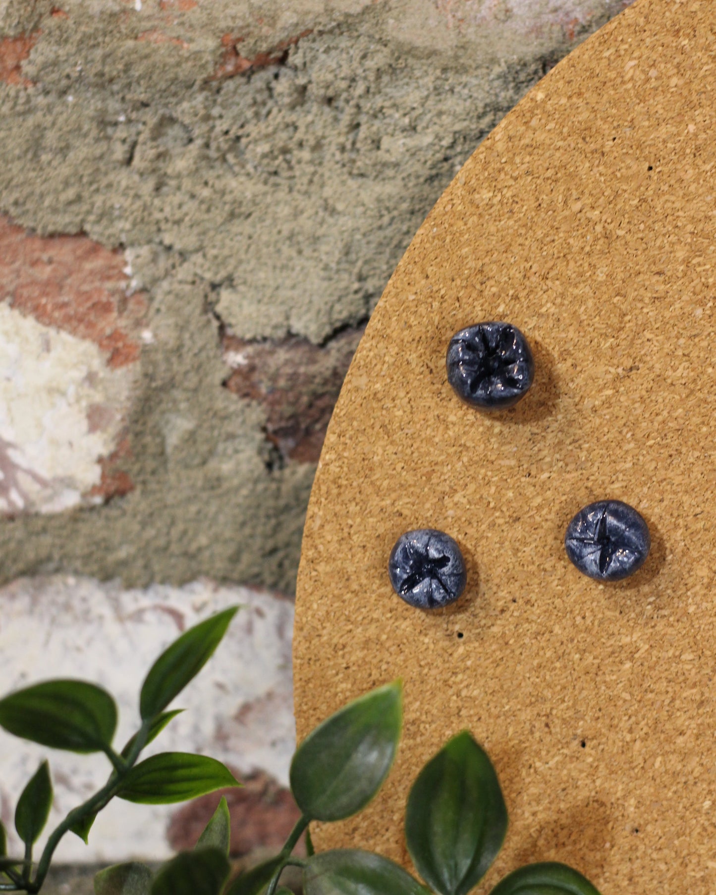 The Blueberry Pin / Magnet