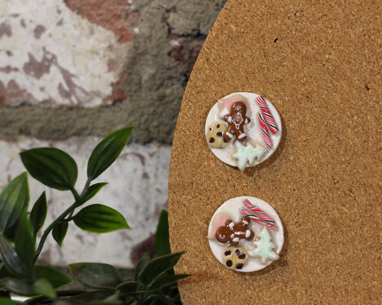 The Cookie Plate Pin / Magnet