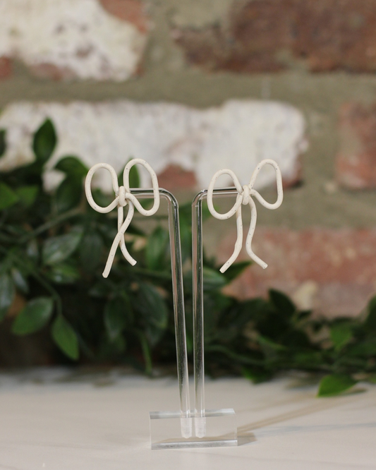The Large Bow Studs