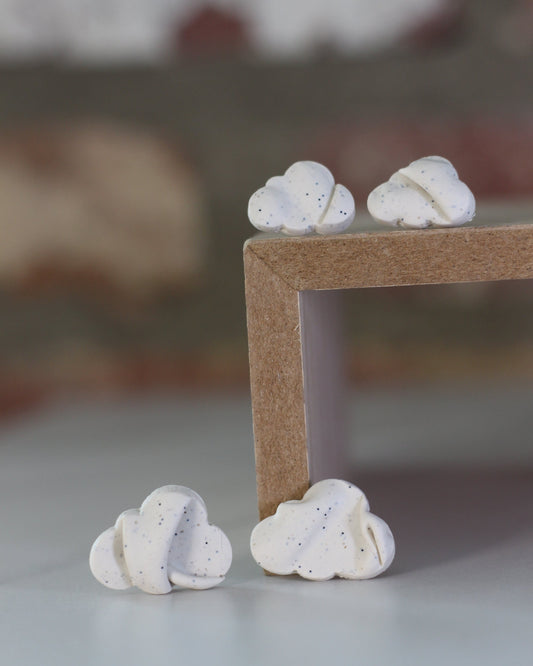 The Cloud Studs